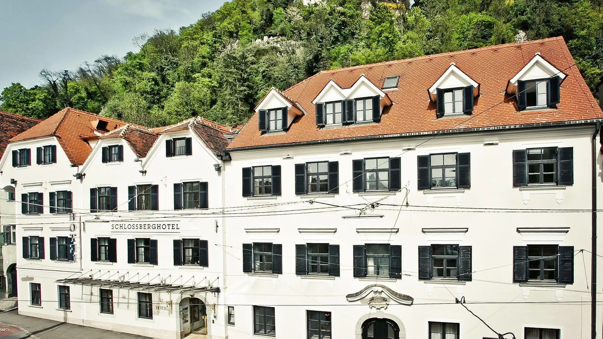 Schlossberghotel - Das Kunsthotel Graz